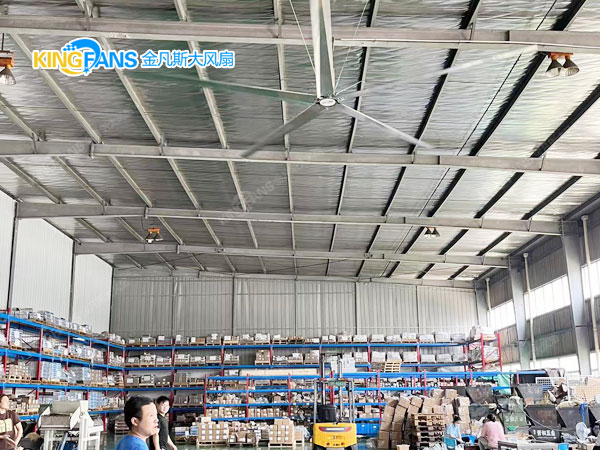 清風(fēng)屠得熱意散 工業(yè)大風(fēng)扇有效通風(fēng)降溫 清風(fēng)屠得熱意散 工業(yè)大風(fēng)扇有效通風(fēng)降溫